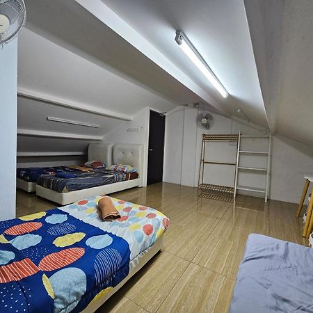Color Mixed Home Hostel Georgetown Luaran gambar