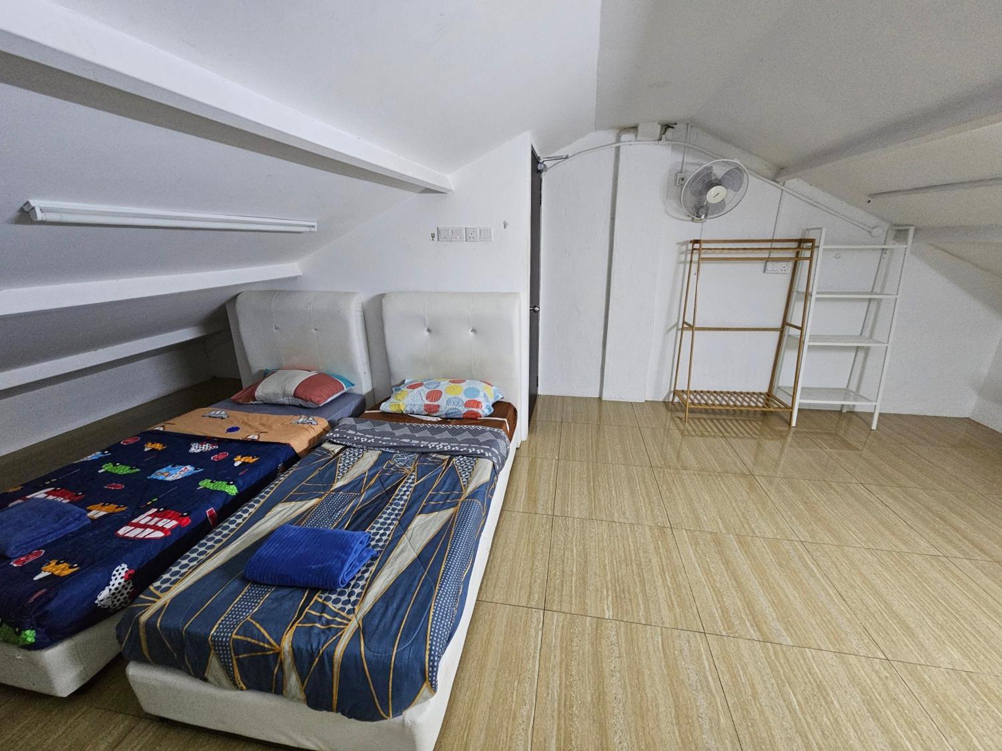 Color Mixed Home Hostel Georgetown Luaran gambar